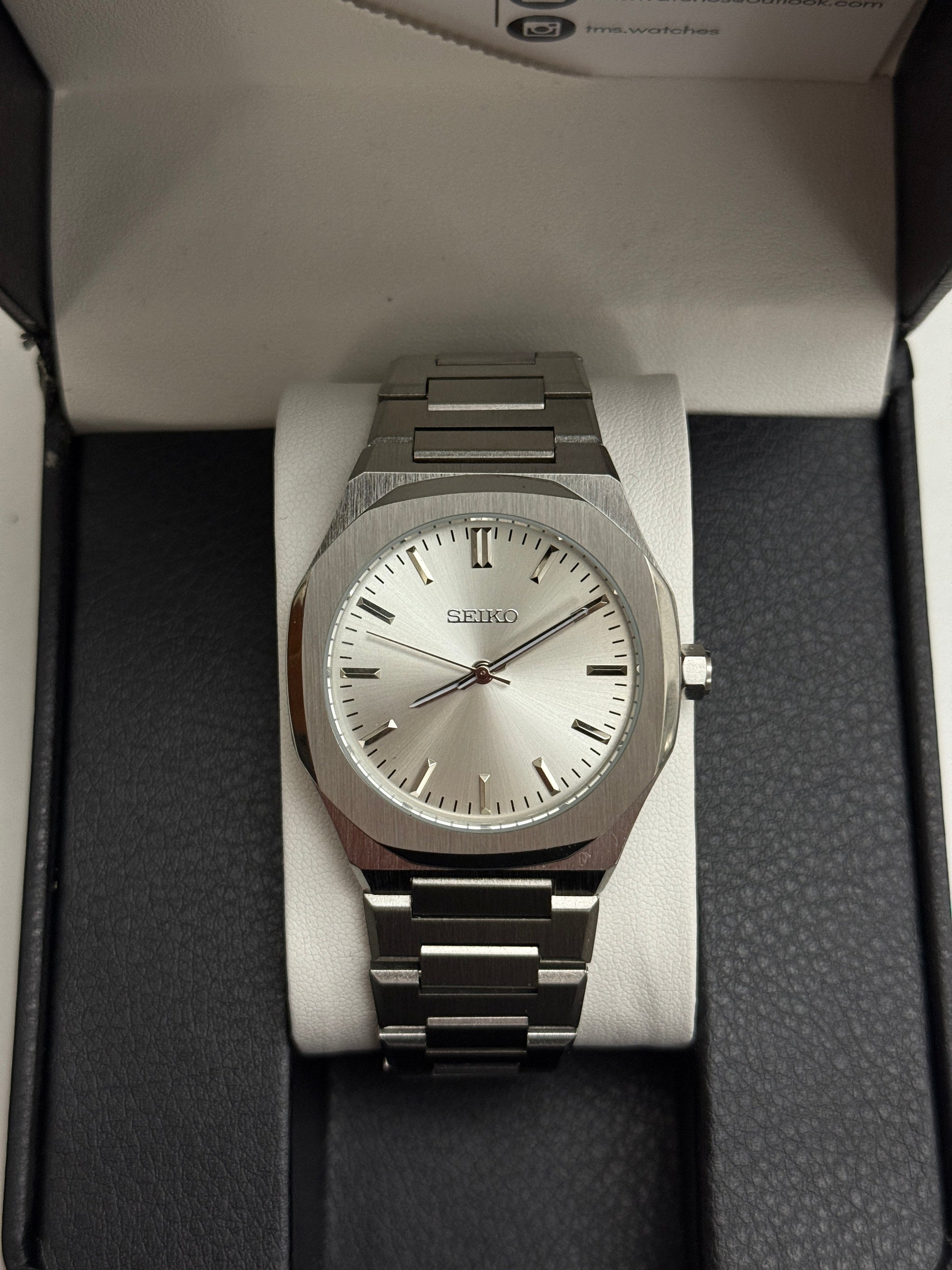White Seiko Edge Custom Mod (Quartz)